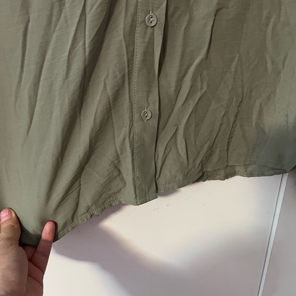 S Green & Pink Button-Down Collared Shirt - Picture 12 of 13